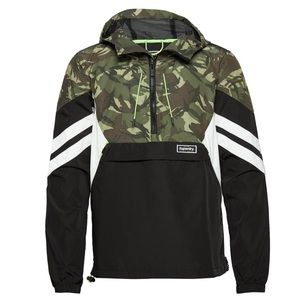 SUPERDRY CAMO *NWOT men’s windbreaker 1/4 zip up jacket | XL